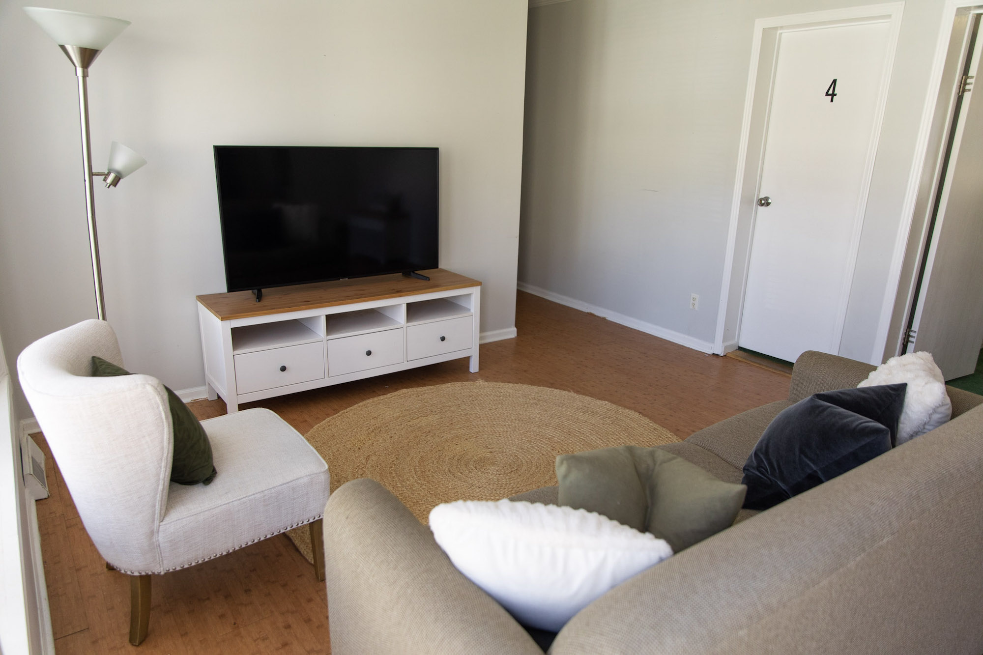 Carriage Mods living room 2